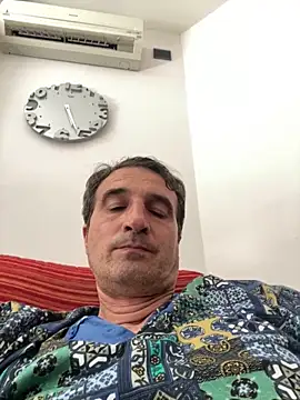 Snapshot of sasatimido chatting on 06.19.26 sasatimido online show from 06.19.26