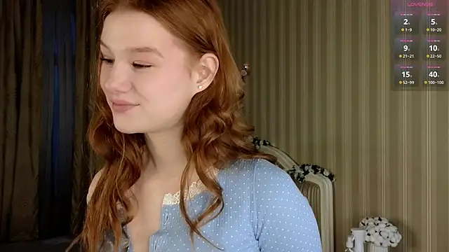 Juuulia  online show from 12.22.25