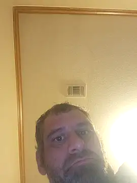 Snapshot of Bigdickcraig11 chatting on 10.05.25 Bigdickcraig11 online show from 10.05.25