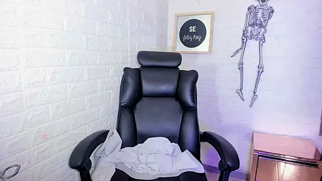 Snapshot of Arthemisa_tay69 chatting on 10.18.25 Arthemisa tay69 online show from 10.18.25