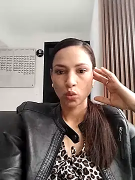 SofiaDelicia online show from 10.12.25