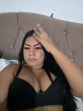 Snapshot of julianamascarada chatting on 10.21.25 julianamascarada online show from 10.21.25