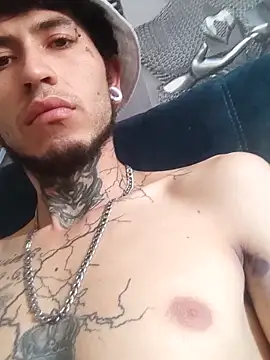 Tattoboy19cm online show from 10.28.25