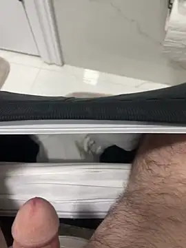 Heros2000 online show from 10.22.25