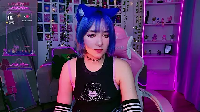 Snapshot of Ketrin_Jones chatting on 06.14.26 Ketrin Jones online show from 06.14.26