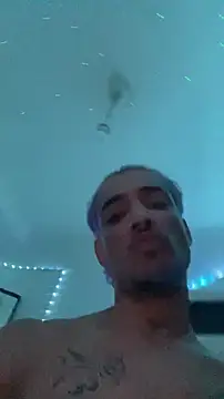 Snapshot of luluycoco chatting on 10.16.25 luluycoco online show from 10.16.25