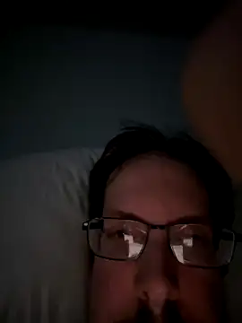 Snapshot of JJG327 chatting on 10.19.25 JJG327 online show from 10.19.25