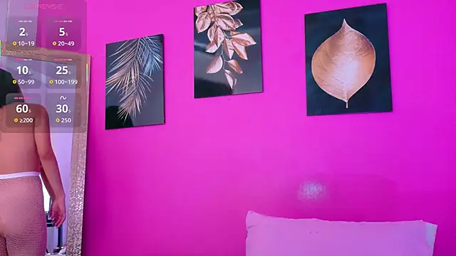 cutepetitee online show from 09.30.25