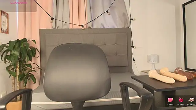 saray reese online show from 11.06.25