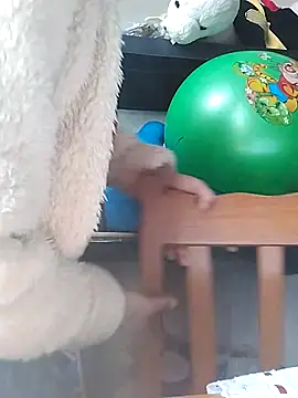 dyjaA online show from 11.05.25