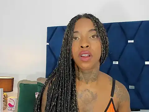 Pauline Fox online show from 10.05.25