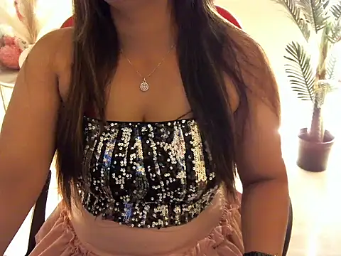 Snapshot of Afsara_777 chatting on 10.17.25 Afsara 777 online show from 10.17.25