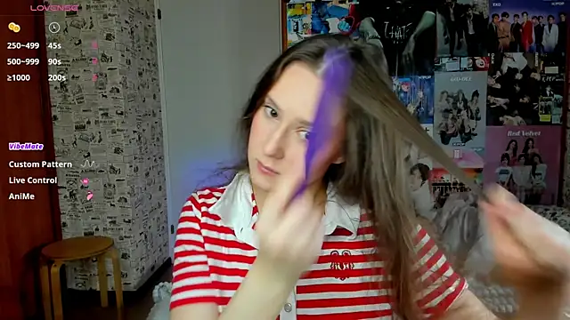 LucyRose3 online show from 10.27.25