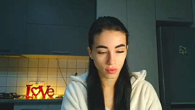 EvaMelnik online show from 10.01.25