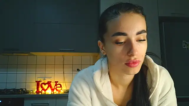 EvaMelnik online show from 10.10.25