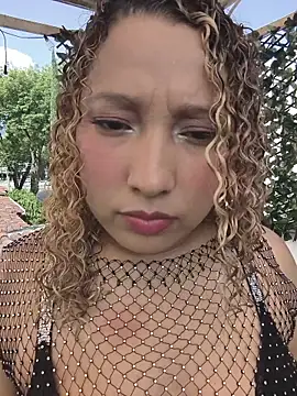 Eve  Queen online show from 10.26.25