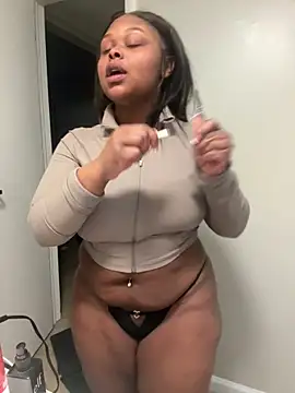 Snapshot of Juicystorm chatting on 12.15.25 Juicystorm online show from 12.15.25