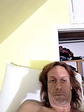 Snapshot of Danny19867 chatting on 11.11.25 Danny19867 online show from 11.11.25