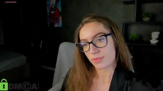 Agnes Wells online show from 10.25.25