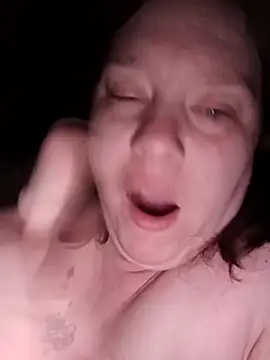 Feuchtekitty92xh online show from 03.05.26