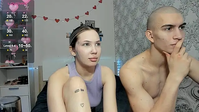 Snapshot of gretty_love chatting on 11.11.25 gretty love online show from 11.11.25