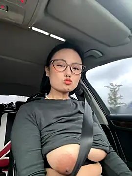 wen521 online show from 10.10.25