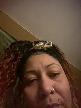 Snapshot of Flossee chatting on 01.18.26 Flossee online show from 01.18.26