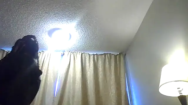 Snapshot of Flossee chatting on 02.13.26 Flossee online show from 02.13.26