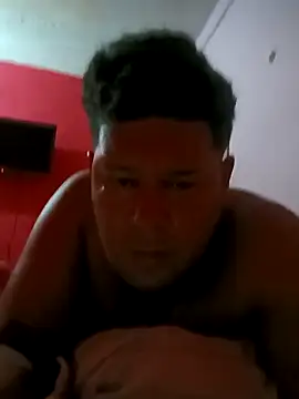 Snapshot of thebigbass chatting on 09.15.25 thebigbass online show from 09.15.25