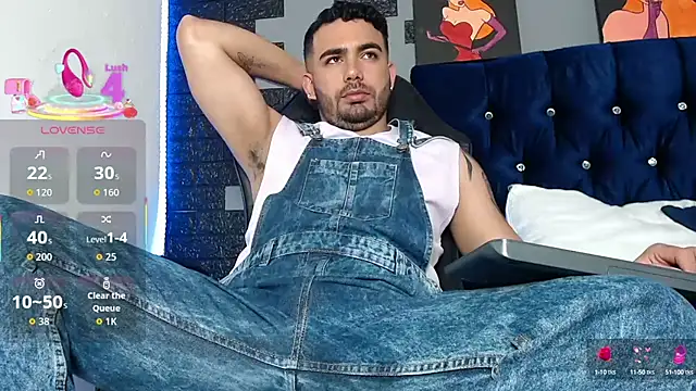 Snapshot of adamhairy chatting on 09.27.25 adamhairy online show from 09.27.25