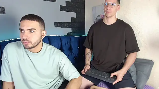 Snapshot of adamhairy chatting on 05.09.26 adamhairy online show from 05.09.26