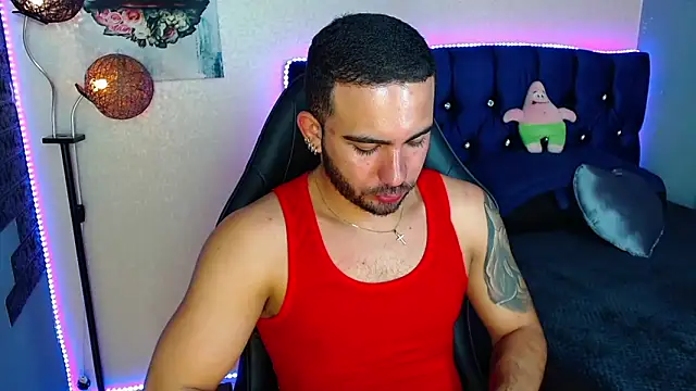 Snapshot of adamhairy chatting on 05.16.26 adamhairy online show from 05.16.26