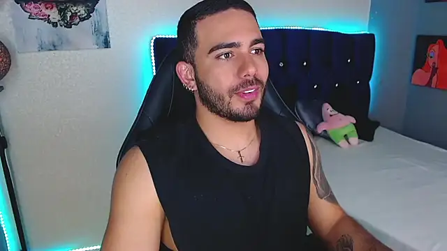 Snapshot of adamhairy chatting on 05.19.26 adamhairy online show from 05.19.26