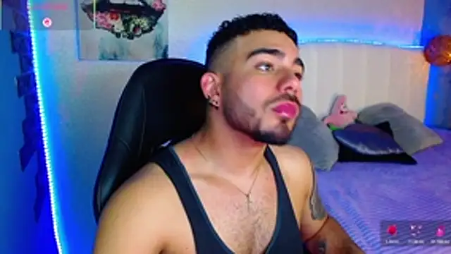 Snapshot of adamhairy chatting on 07.13.26 adamhairy online show from 07.13.26