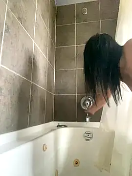 Snapshot of starsaligned chatting on 11.16.25 starsaligned online show from 11.16.25