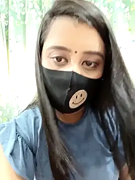 Snapshot of Prova-2 chatting on 09.15.25 Prova-2 online show from 09.15.25