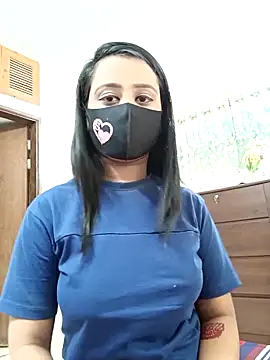 Snapshot of Prova-2 chatting on 10.01.25 Prova-2 online show from 10.01.25