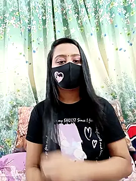 Snapshot of Prova-2 chatting on 10.29.25 Prova-2 online show from 10.29.25