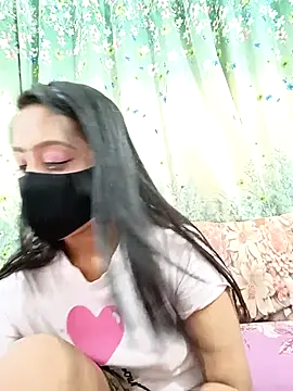 Snapshot of Prova-2 chatting on 10.30.25 Prova-2 online show from 10.30.25