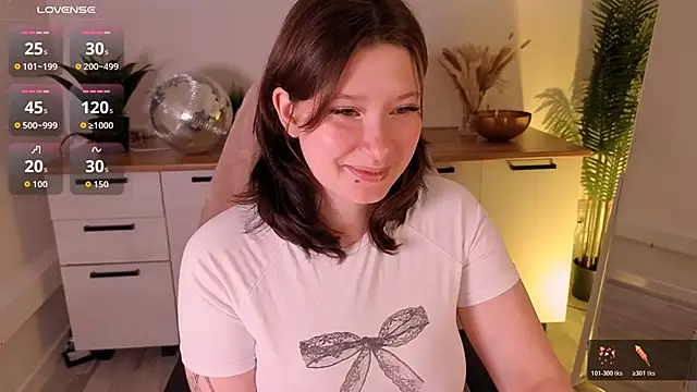 Sofi Spark online show from 12.04.25