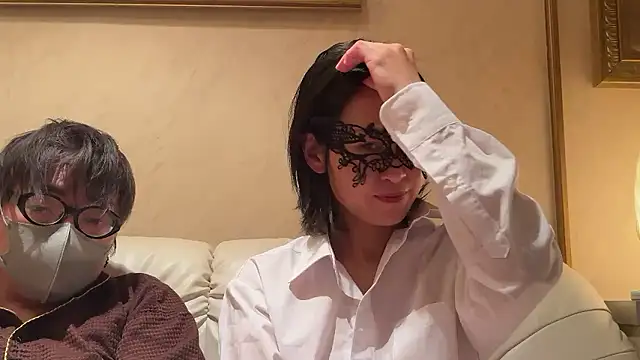 Snapshot of 21yuri27 chatting on 11.17.25 21yuri27 online show from 11.17.25