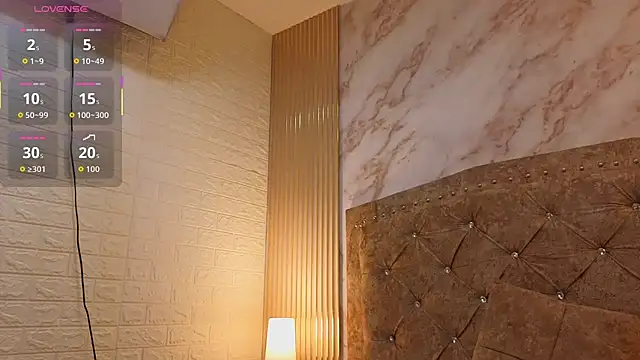 AnastasiaColeman online show from 11.21.25