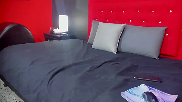 Snapshot of michael_hanna chatting on 10.02.25 michael hanna online show from 10.02.25