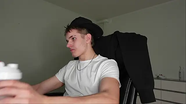 Snapshot of Mark_Karson chatting on 11.09.25 Mark Karson online show from 11.09.25