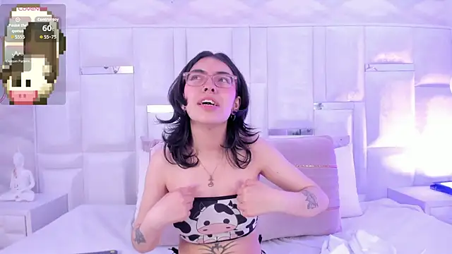 Im Molly Angel online show from 11.19.25