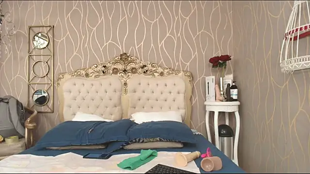 katybrownss online show from 09.29.25