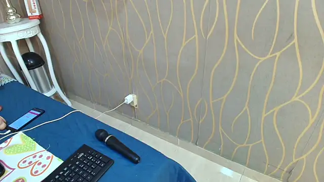 katybrownss online show from 10.10.25