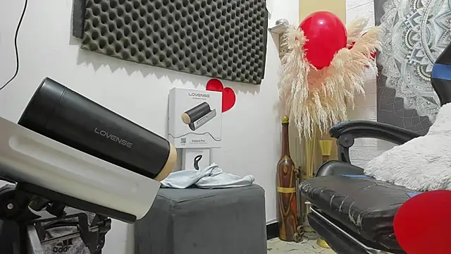 nextboywell1 online show from 02.14.26