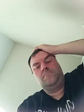 brokenheartguy40 online show from 03.22.26