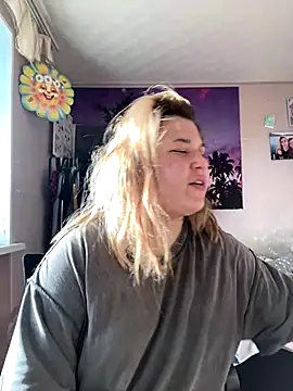 Kemeli008 online show from 10.20.25